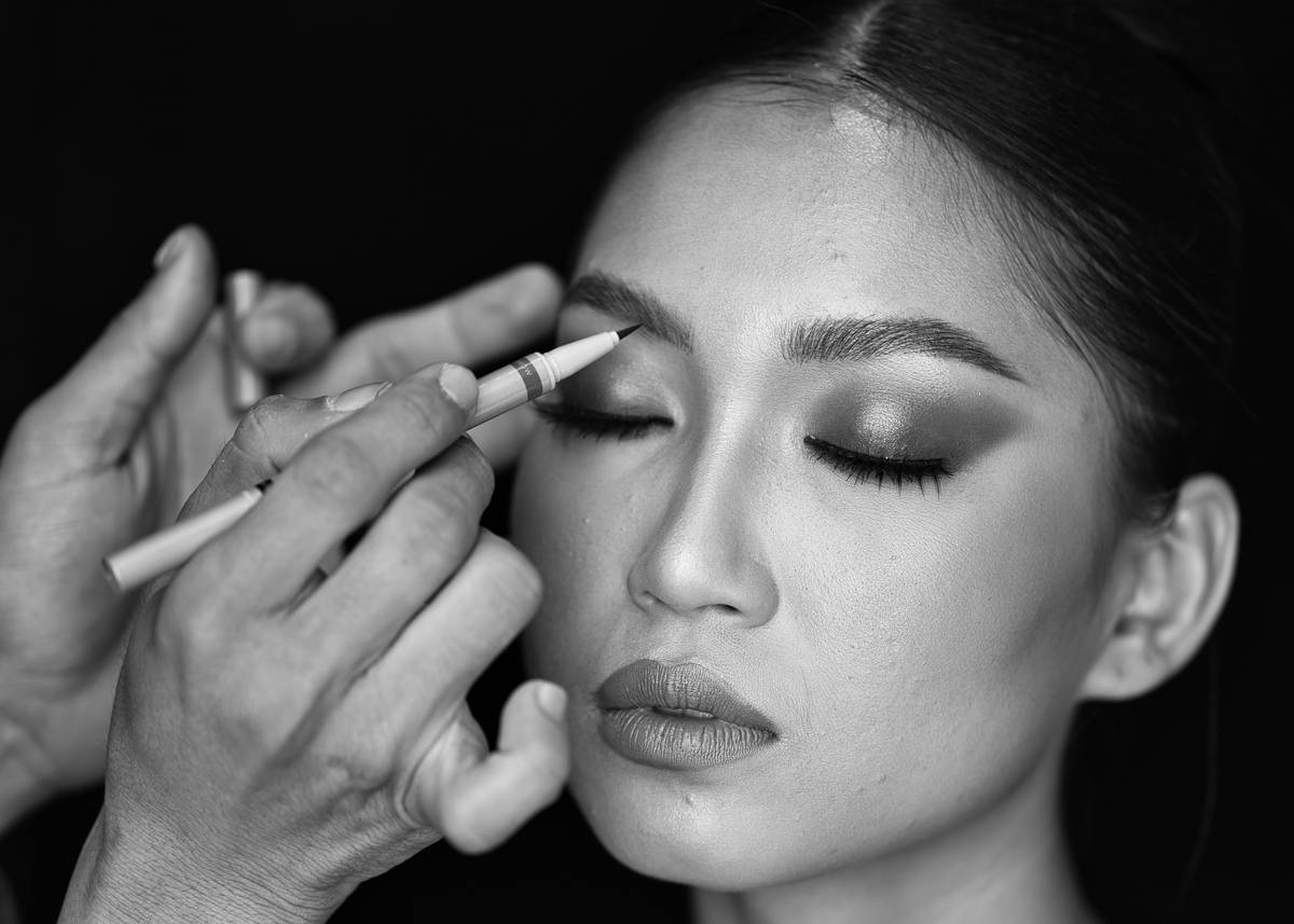 How to Find the Best Cheap Foundation That Actually Works